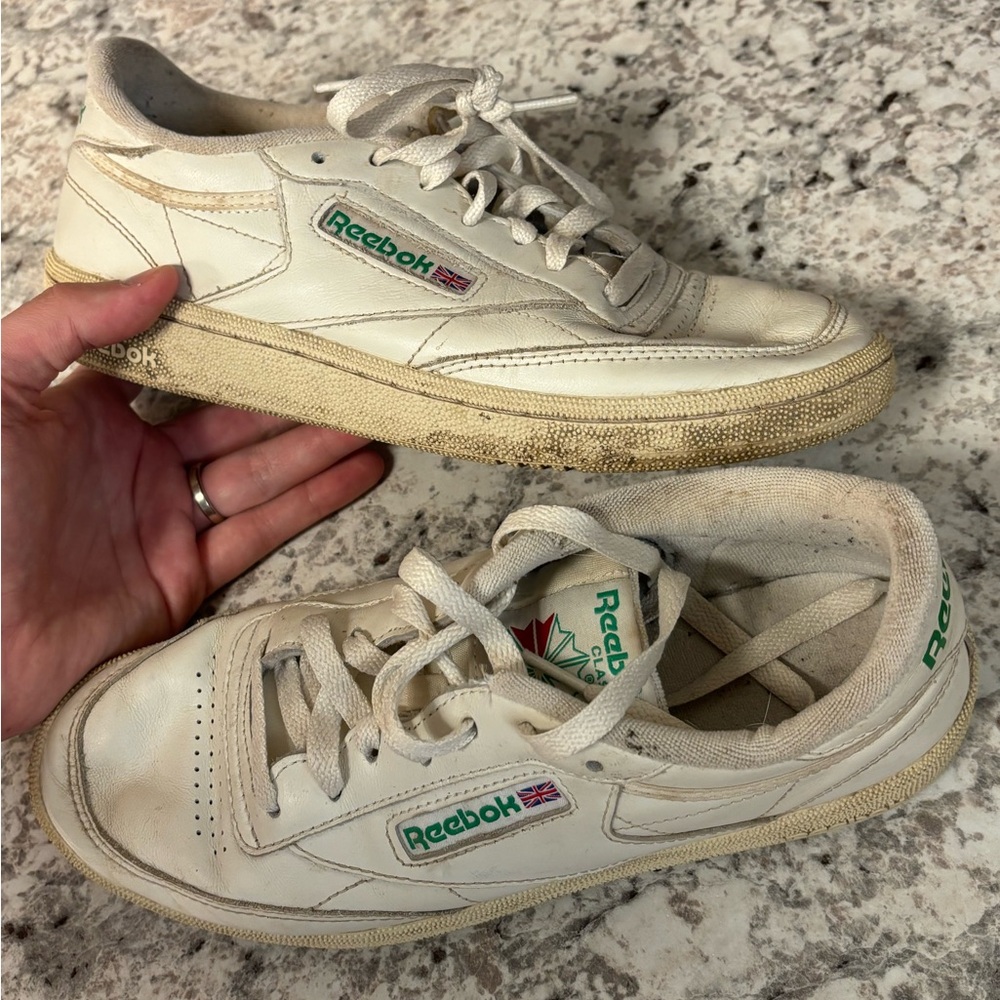 Reebok Womens White Sneakers with Green Logo